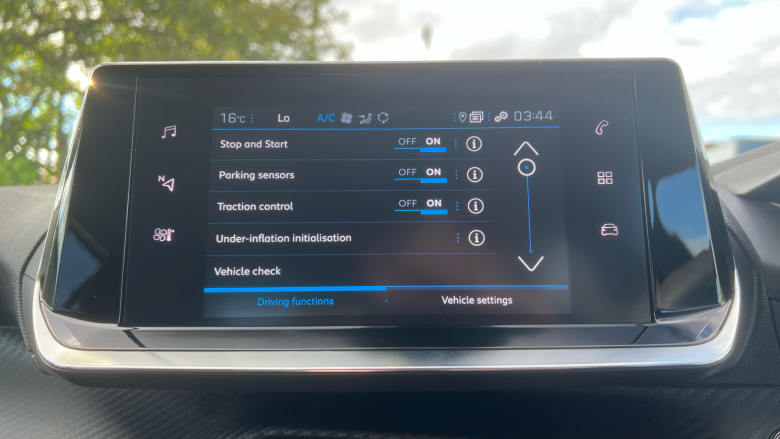 Peugeot 208 1.2 PureTech 100 Allure Premium + 5dr Petrol Hatchback